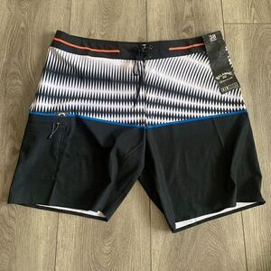 Billabong mens total performance board shorts